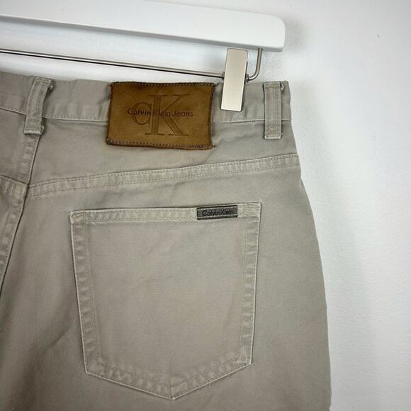 Vintage Calvin Klein CK Grey/Beige Shorts Size 11 - Picture 3 of 5